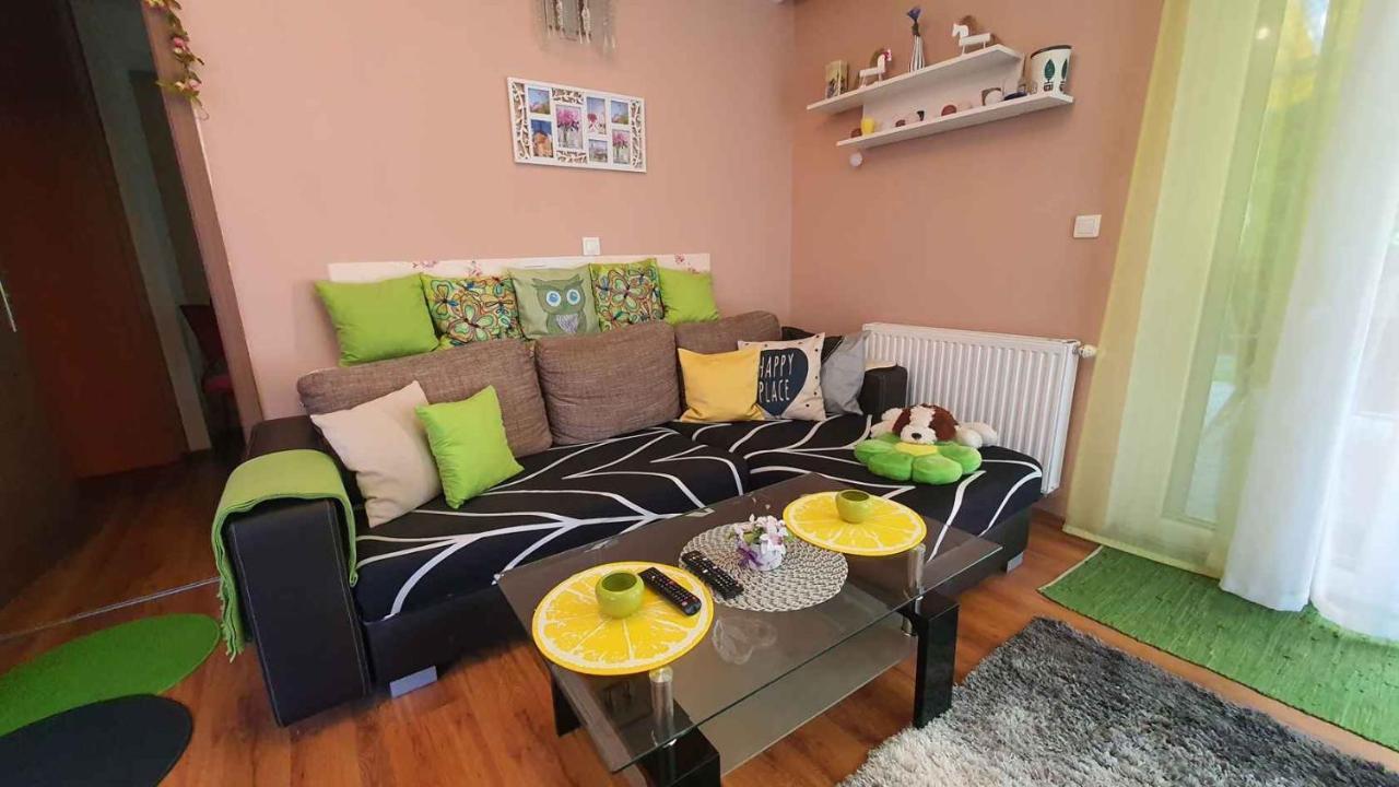 Zöldlomb apartman Siófok Exteriör bild