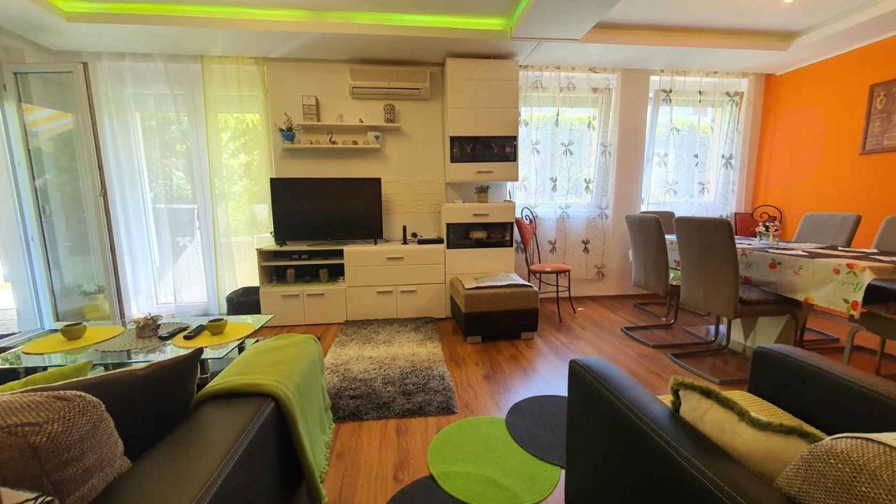 Zöldlomb apartman Siófok Exteriör bild